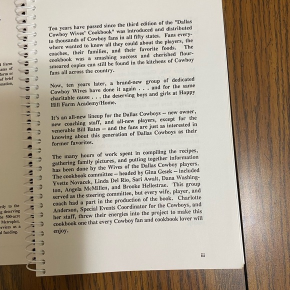 Dallas Cowboys Wives' Cookbook - Picture 5 of 10